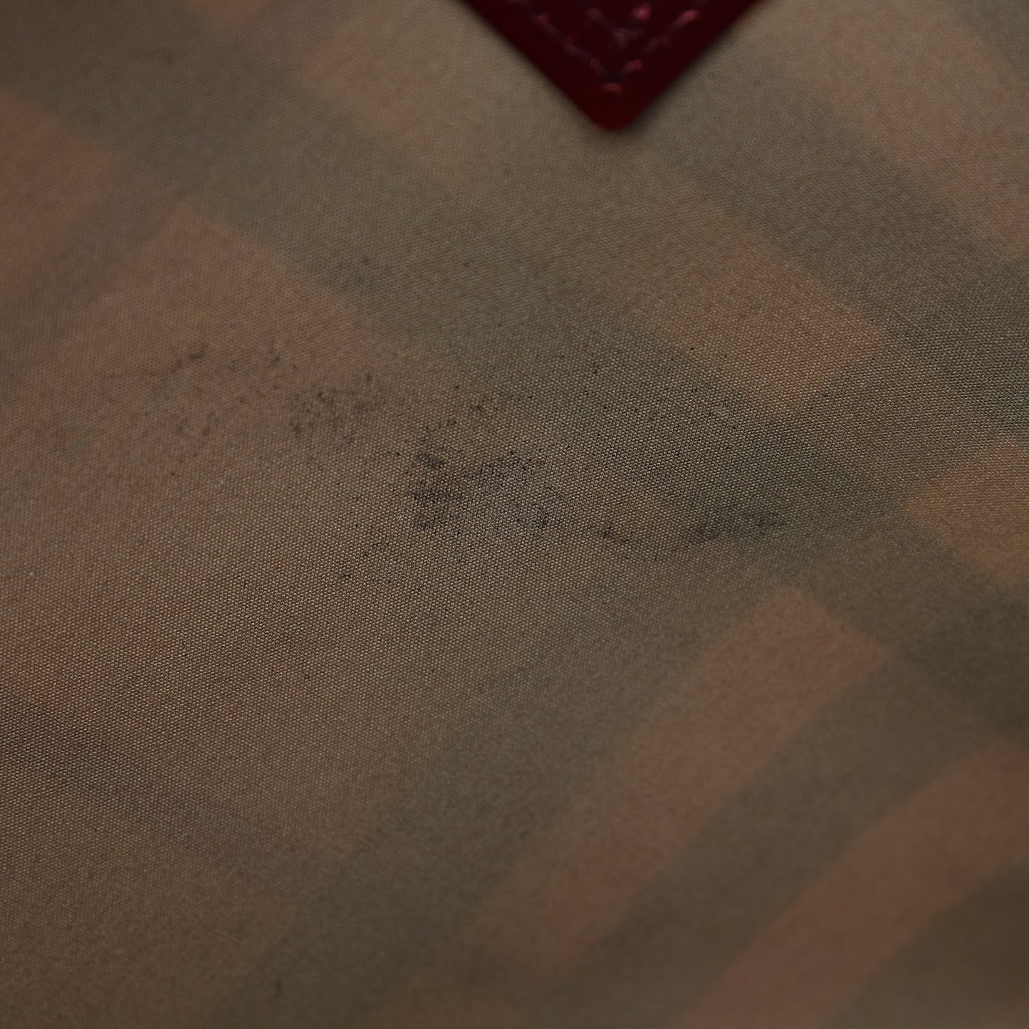 Supernova Check Small Nickie Tote Berry Red