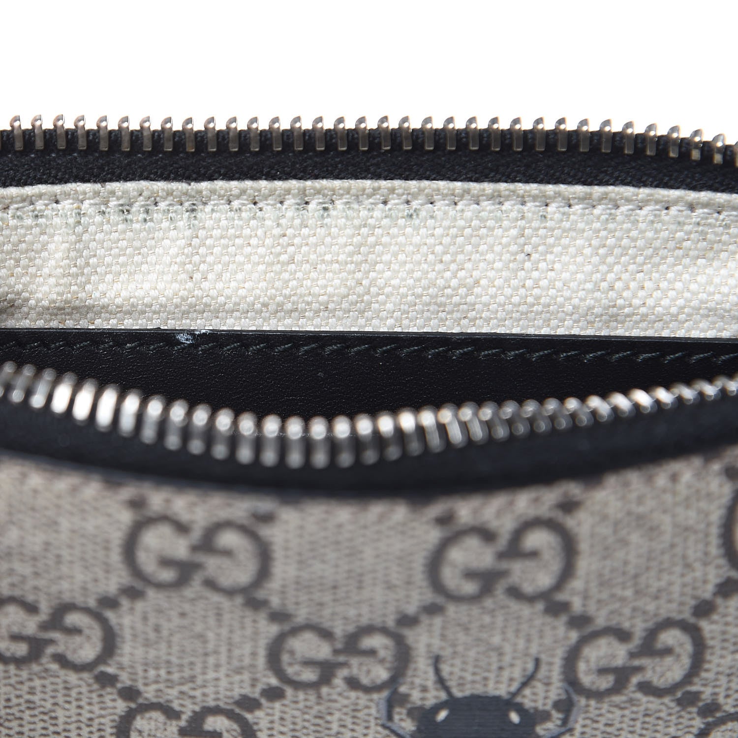 Gucci GG Supreme Monogram Bee Print Wrist Pouch Black 8 of 10