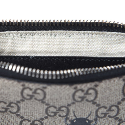 Gucci GG Supreme Monogram Bee Print Wrist Pouch Black 8 of 10