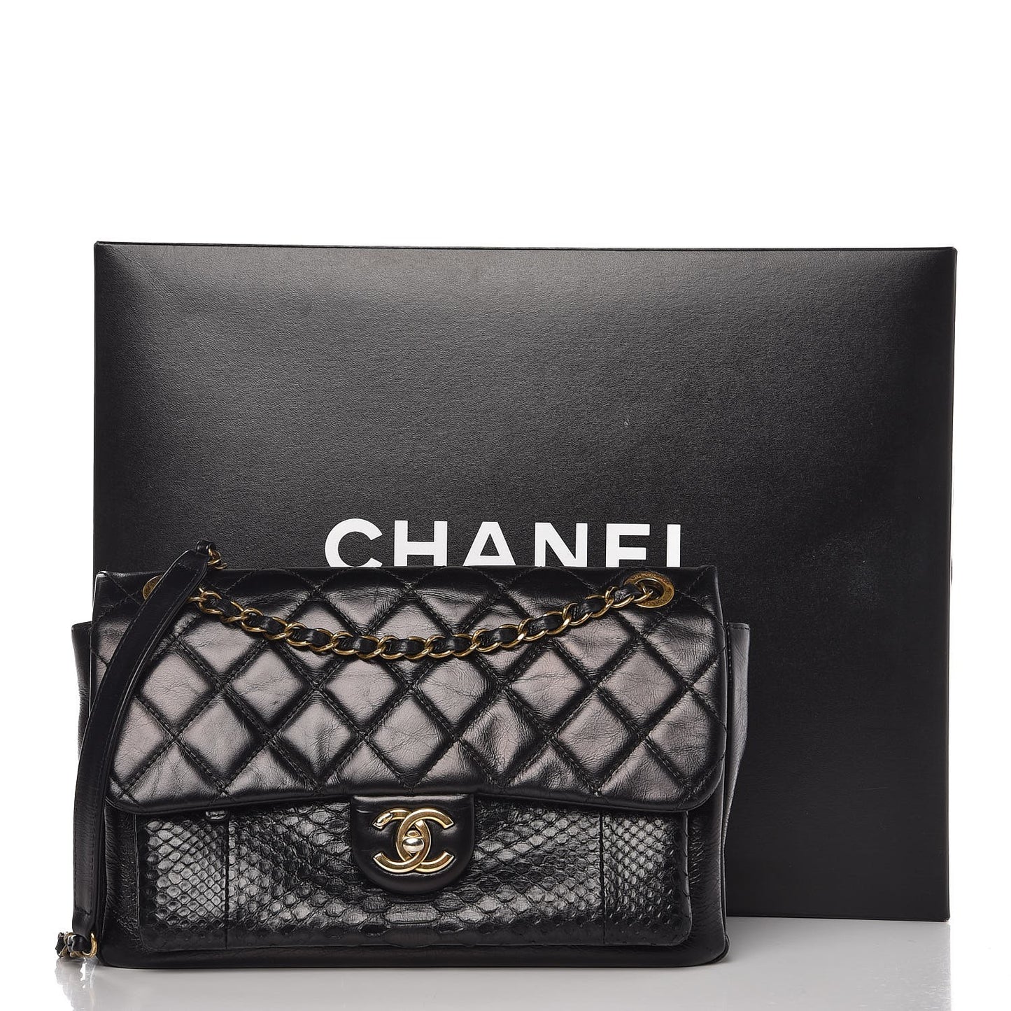 Calfskin Python Urban Mix Flap Black