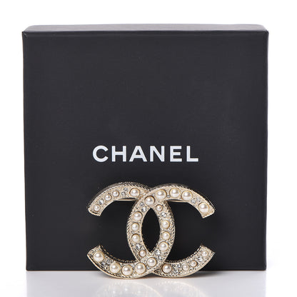 Chanel Pearl Crystal CC Brooch Gold 5 of 5