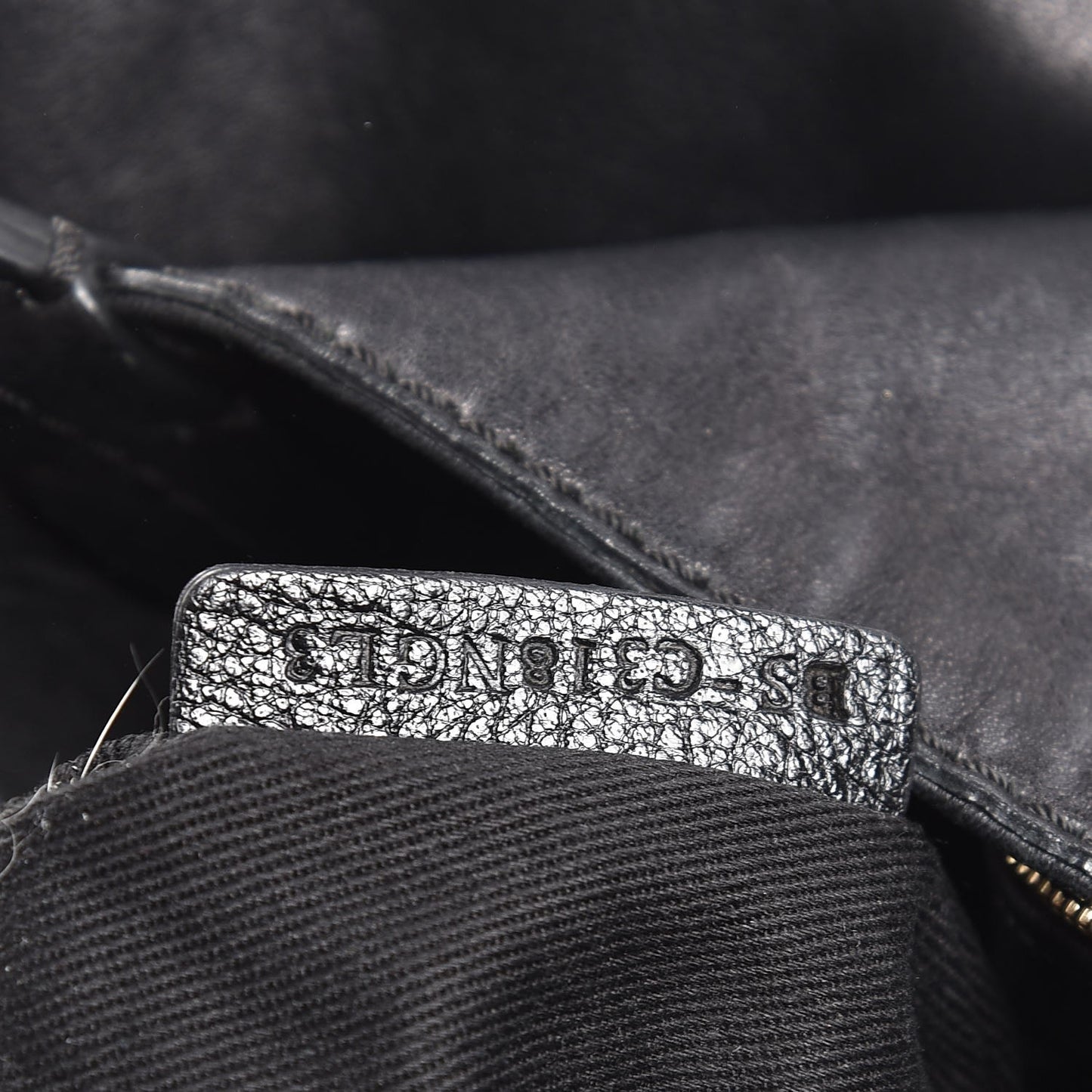 Vitello Va Va Voom Tote Black