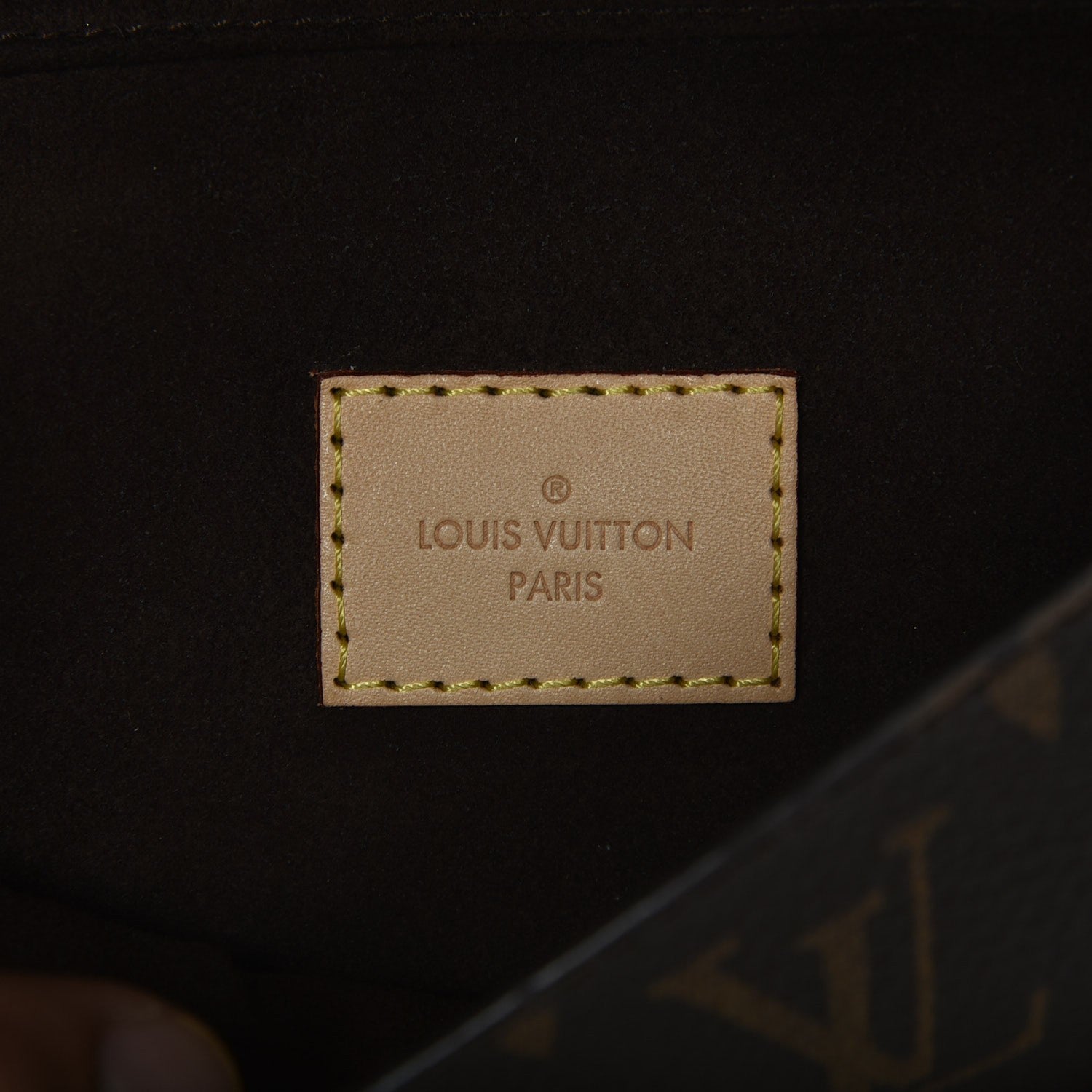 Louis Vuitton Monogram Metis 7 of 9