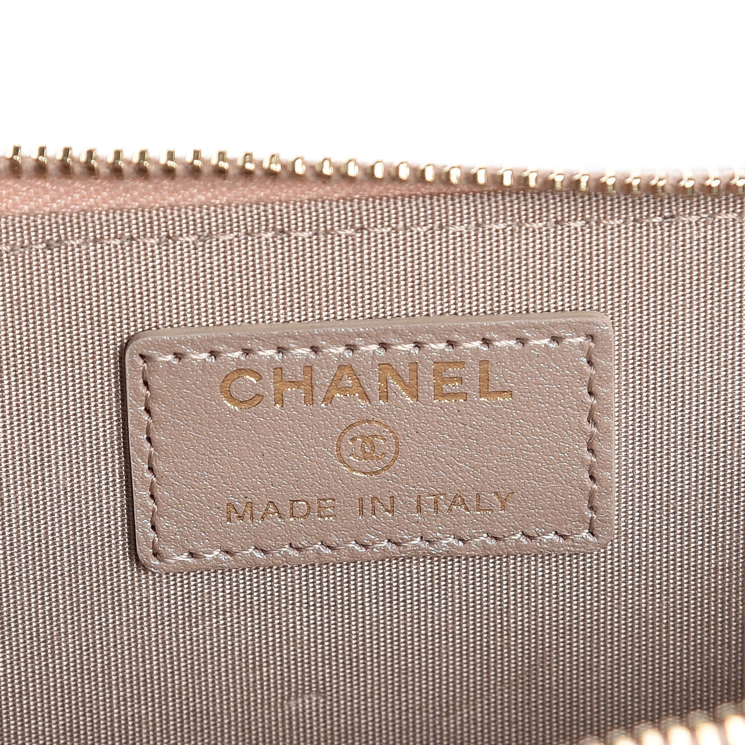 Chanel Iridescent Caviar Quilted Key Holder Case Light Gold 6 of 8