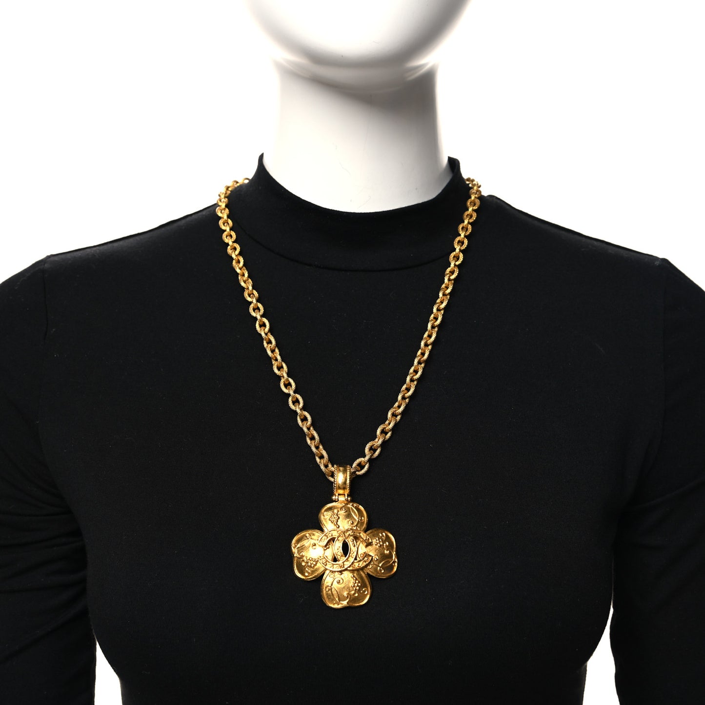 Chain Link CC Clover Necklace Gold