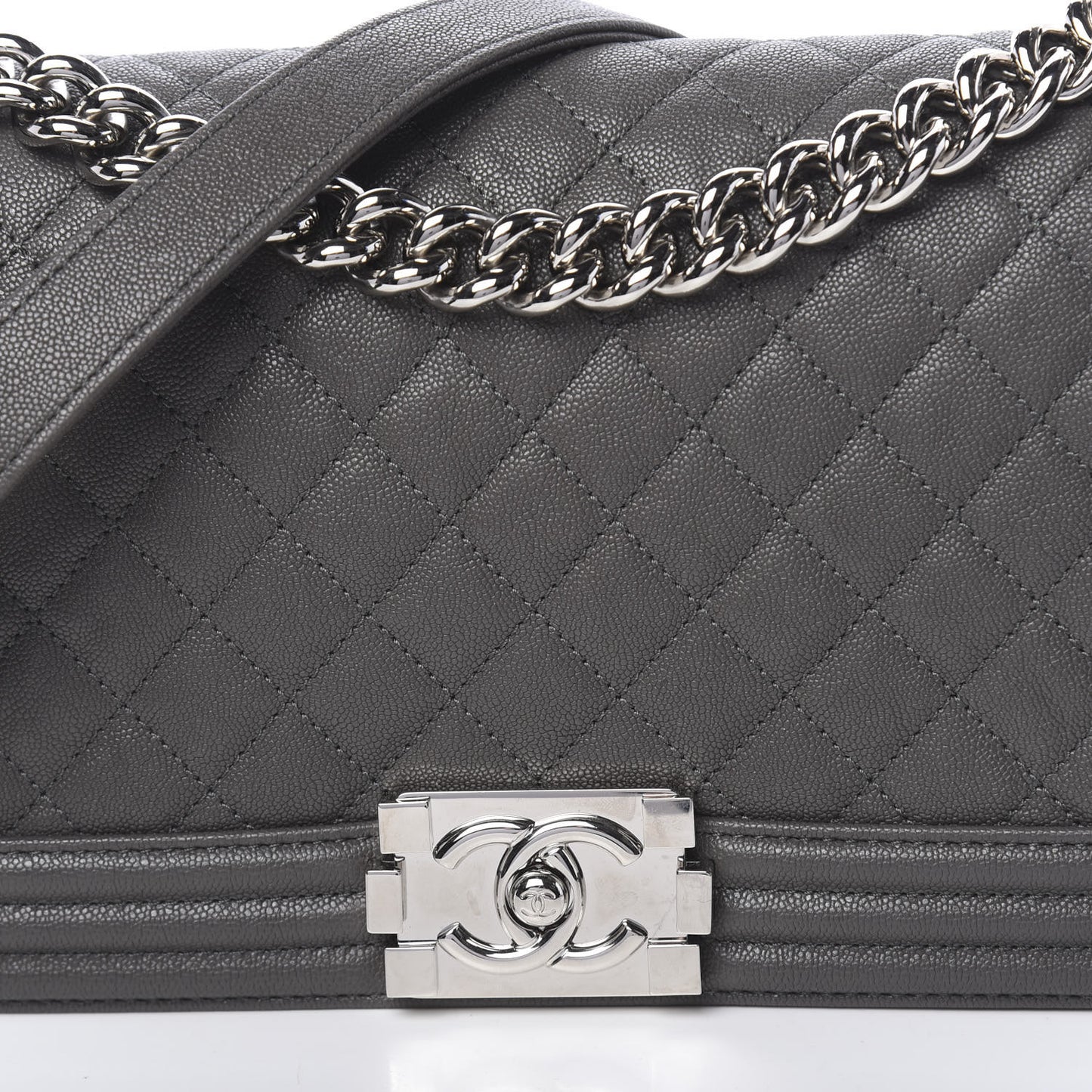 Caviar Quilted Medium Boy Flap Grey