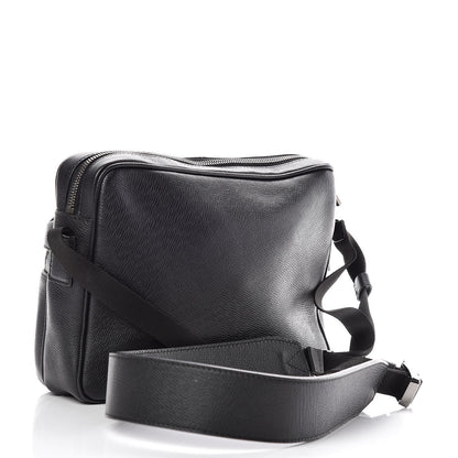 Louis Vuitton Taiga Outdoor Messenger PM Black 3 of 9
