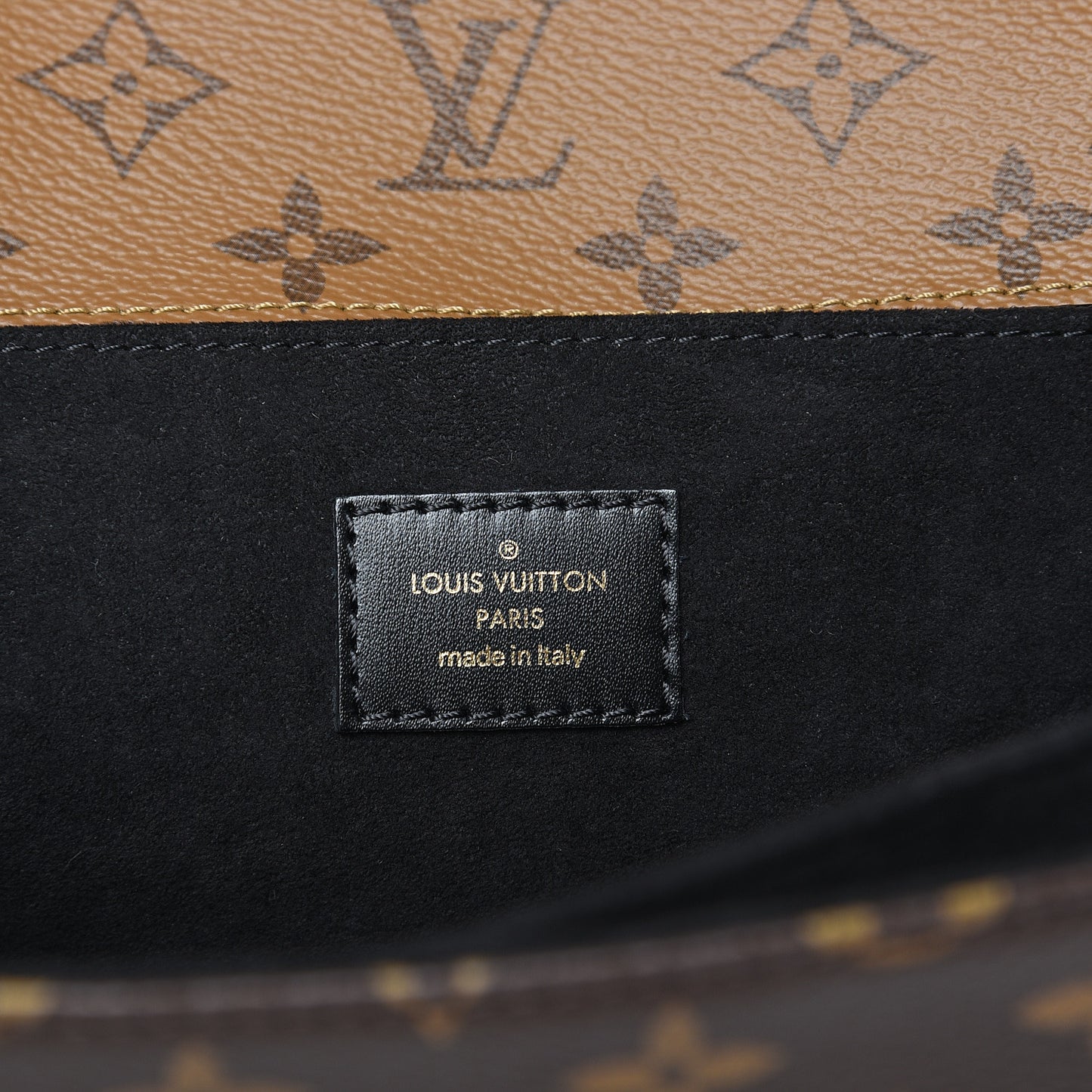 Reverse Monogram Pochette Metis