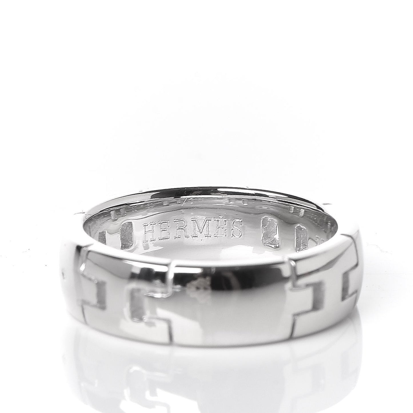 18K White Gold Hercules H Ring 50 5.25