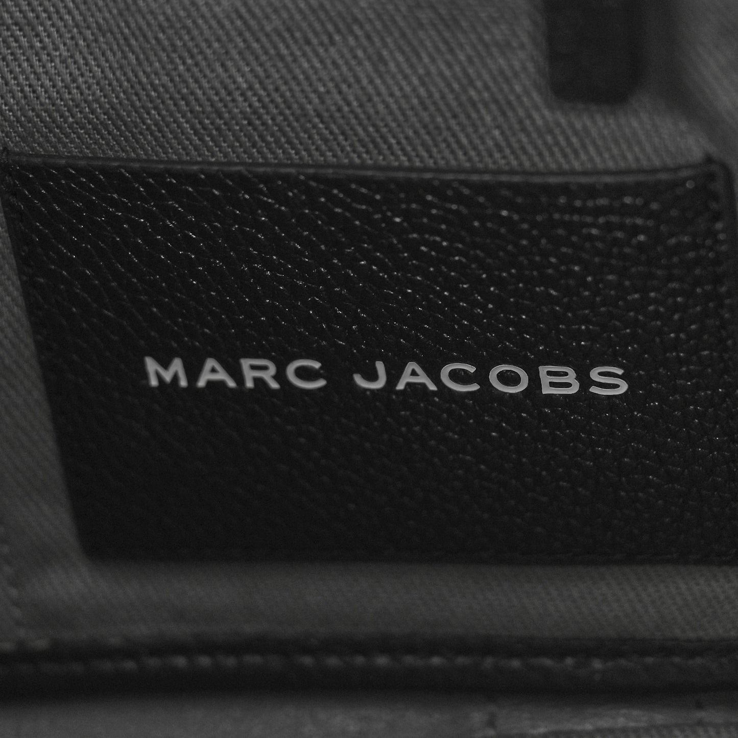 Grained Calfskin Medium The Tote Bag Black