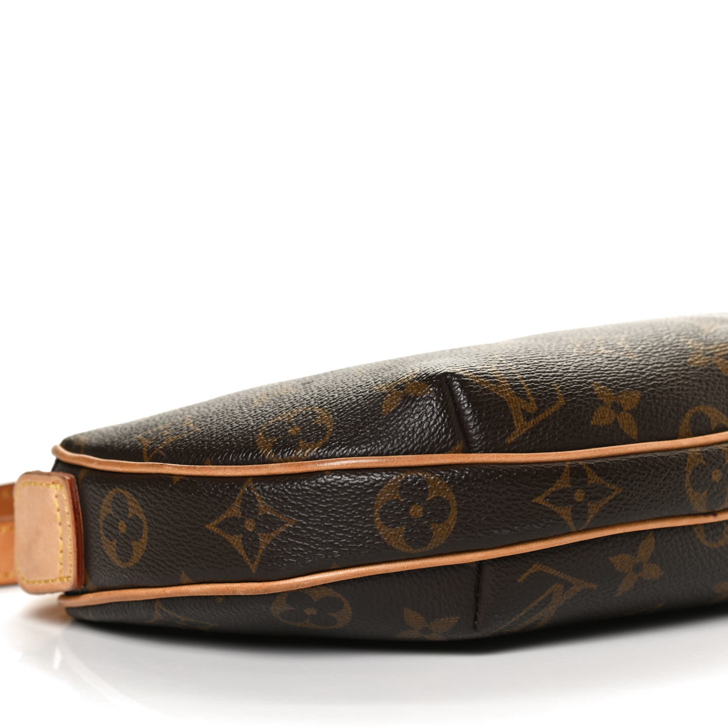 Louis Vuitton Monogram Croissant PM 8 of 9