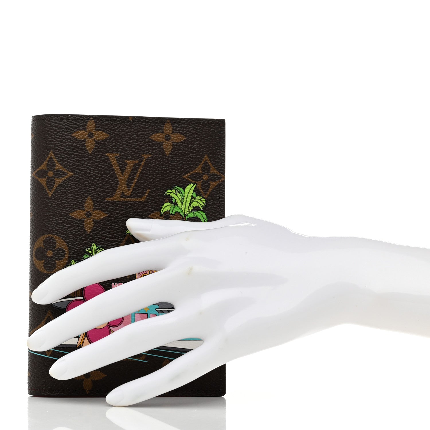 Louis Vuitton Monogram 2021 Christmas Animation Hollywood Passport Cover Fuchsia 2 of 7