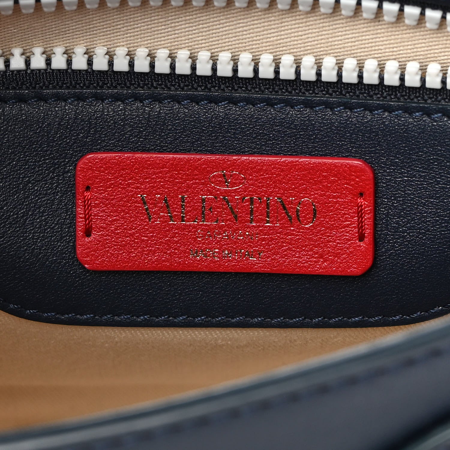 Valentino Garavani Vitello Colorblock Large Free Rockstud Halfmoon Saddle Bag Marine White 6 of 14