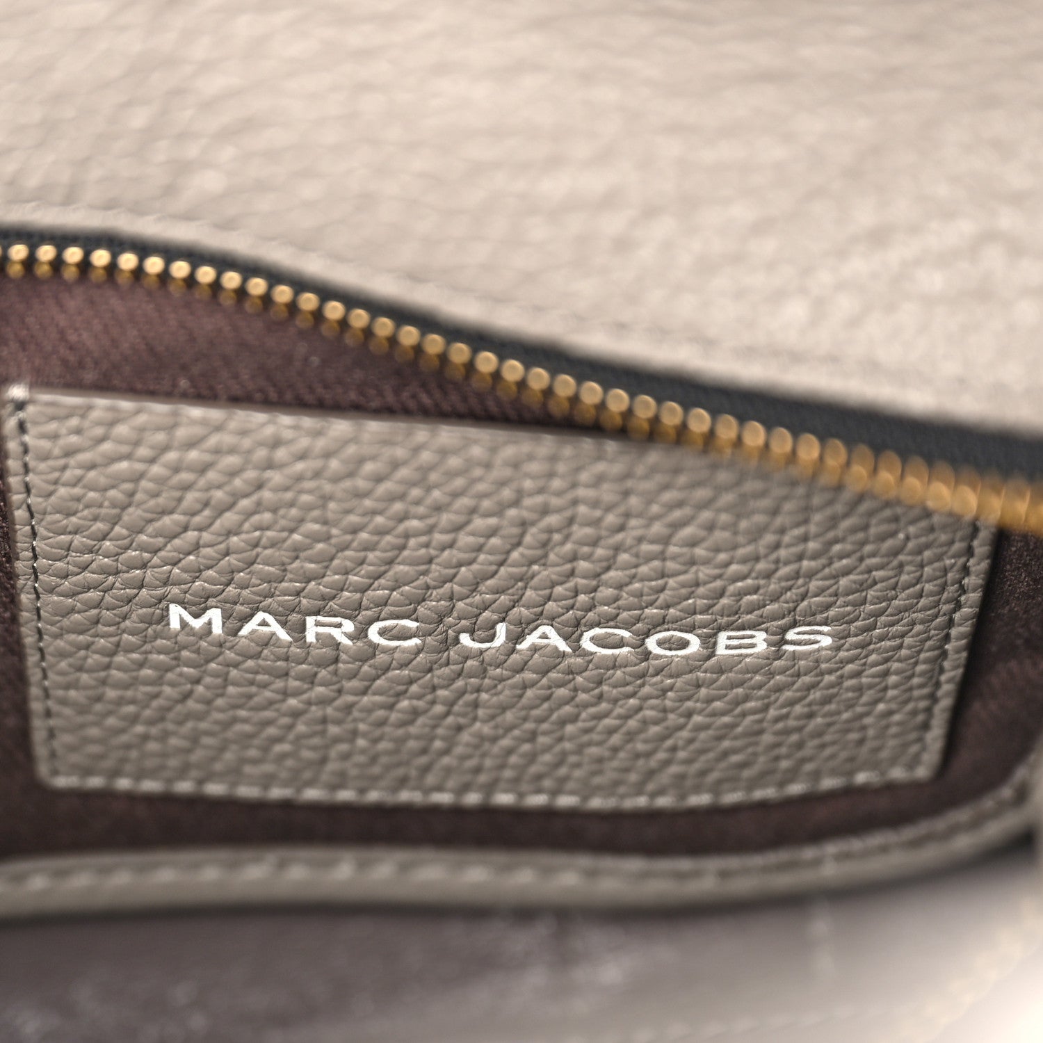Marc Jacobs Grained Calfskin Small The Tote Bag Cement 6 of 8