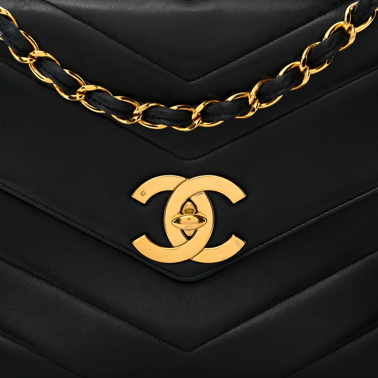 Lambskin Chevron Quilted Jumbo Single Flap Navy