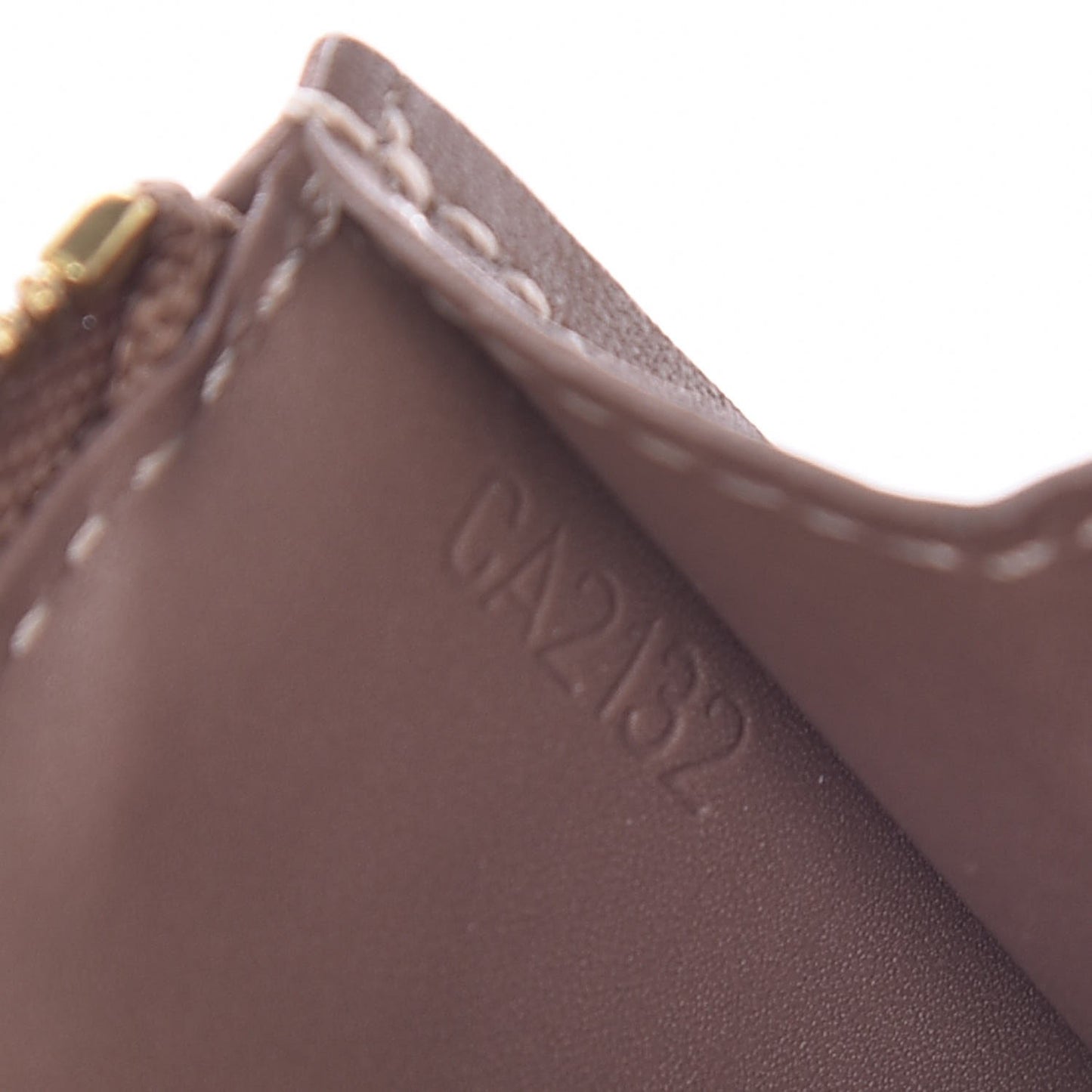 Vernis Key Pouch Beige Poudre