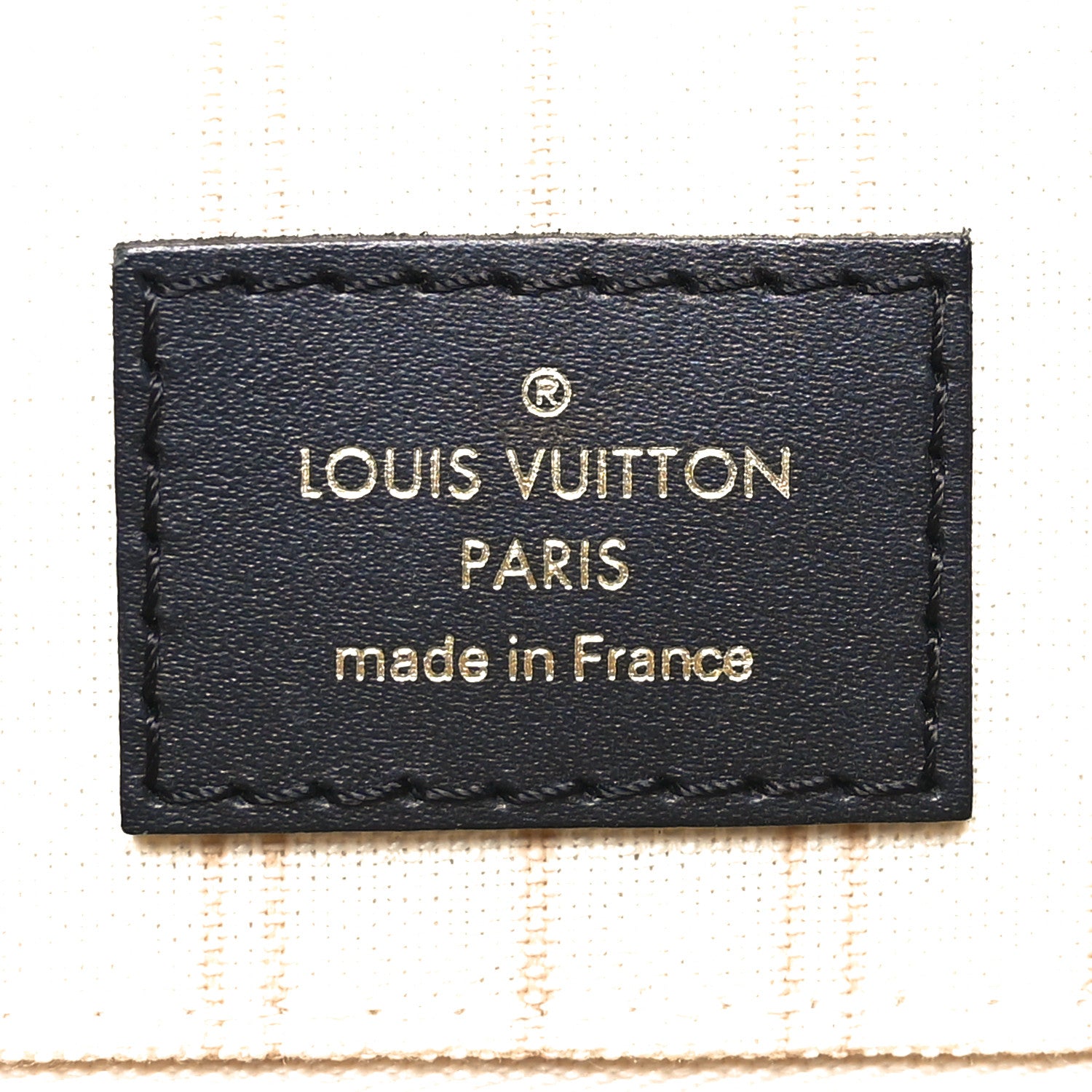 Louis Vuitton Monogram Giant Jungle Onthego GM Ivory 6 of 9