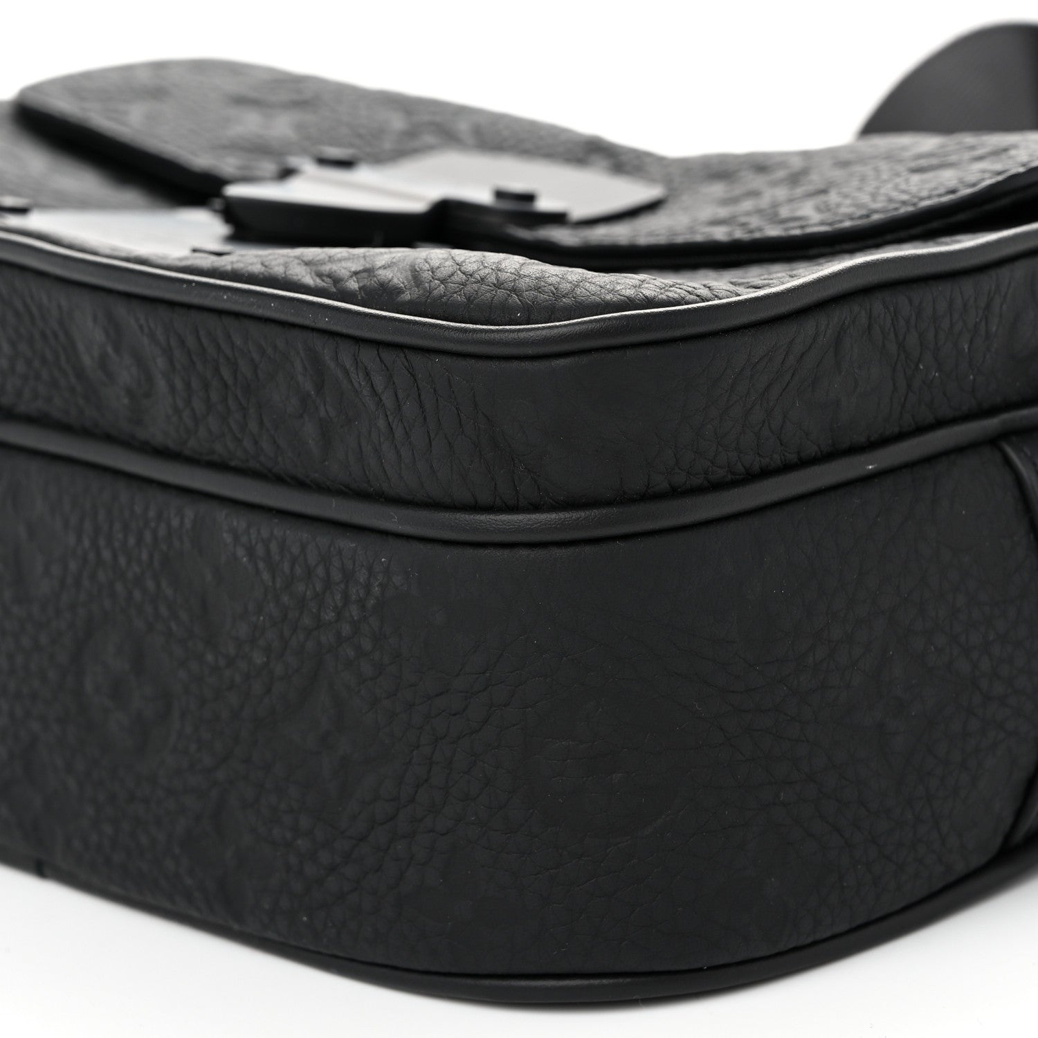 Louis Vuitton Taurillon Monogram S Lock Messenger Black 9 of 10