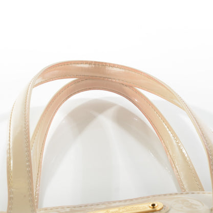 Louis Vuitton Vernis Wilshire MM Blanc Corail 8 of 10