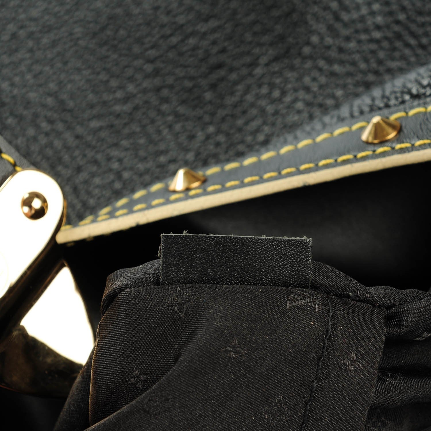 Louis Vuitton Suhali L'Affriolant Black 7 of 8