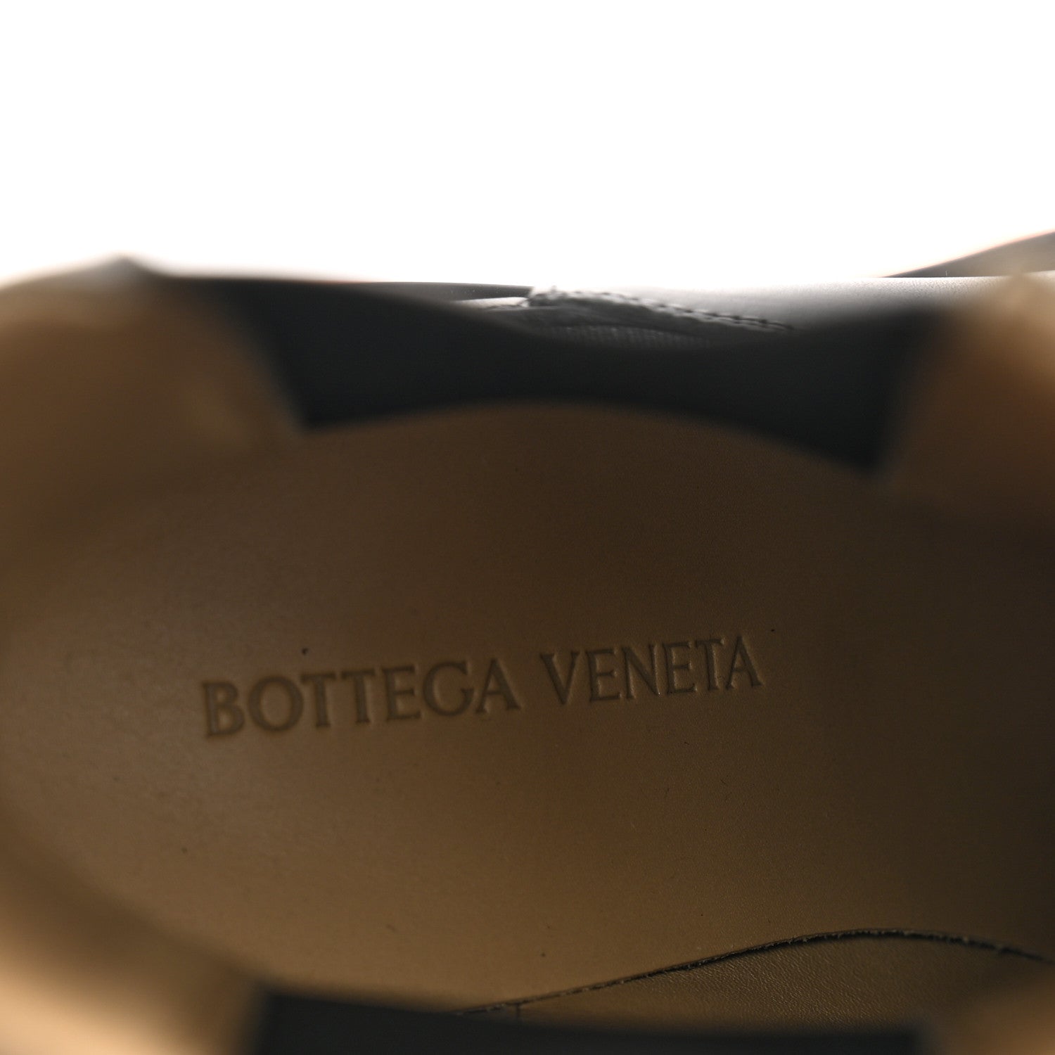 Bottega Veneta Calfskin The Flash Chelsea Boots 38.5 Black Flamingo 8 of 8