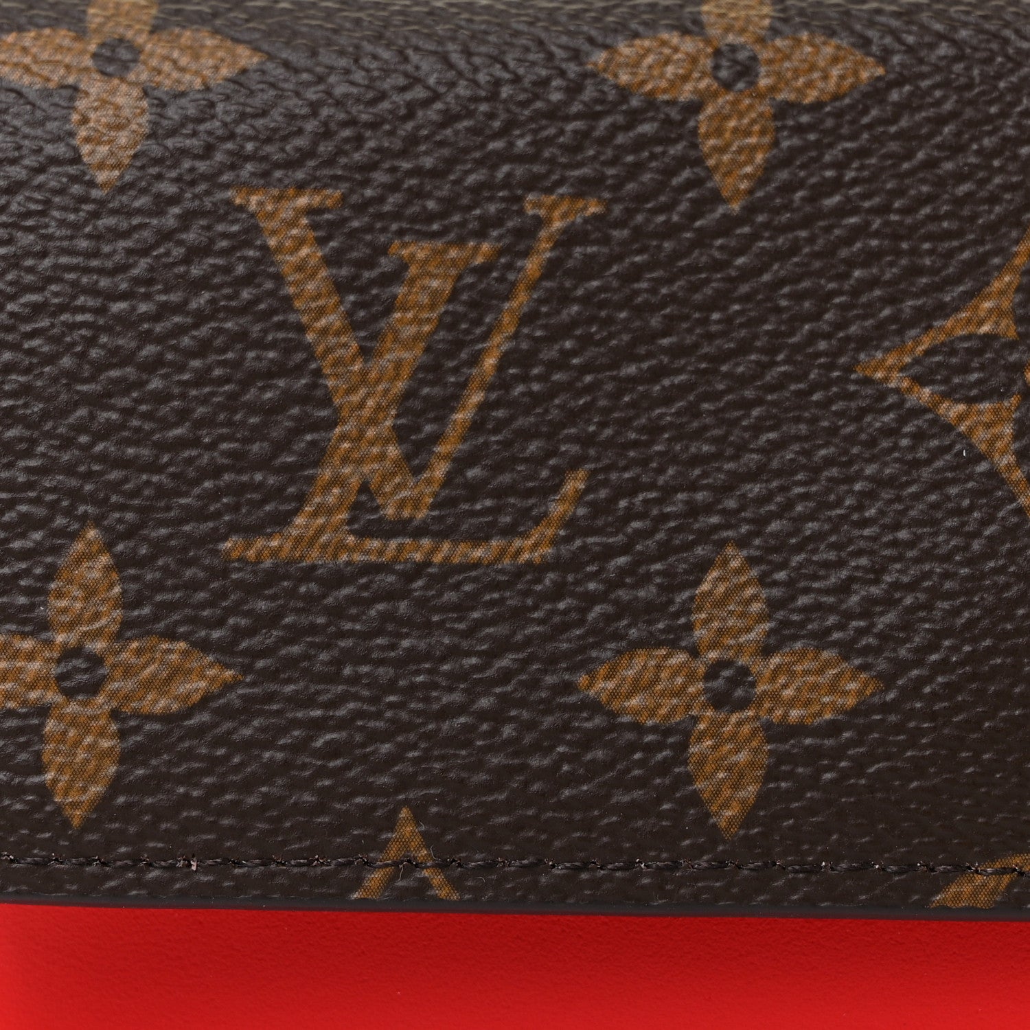 Louis Vuitton Monogram Woody Glasses Case Rouge 7 of 11
