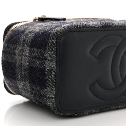 Chanel Wool Plaid Quilted Small Vanity Case With Chain Blue 9 of 10