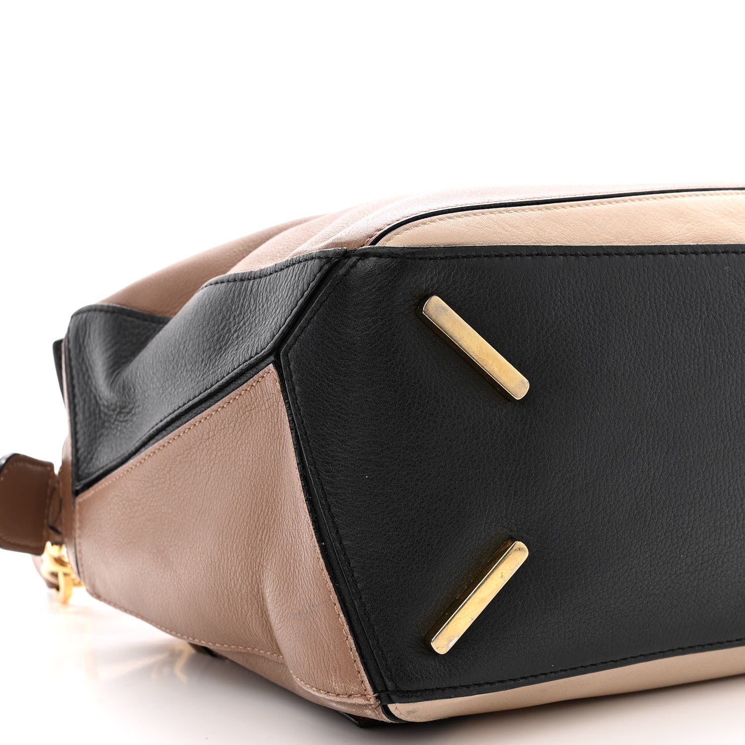 Loewe Calfskin Medium Puzzle Bag Sand Hazelnut Ash 10 of 21