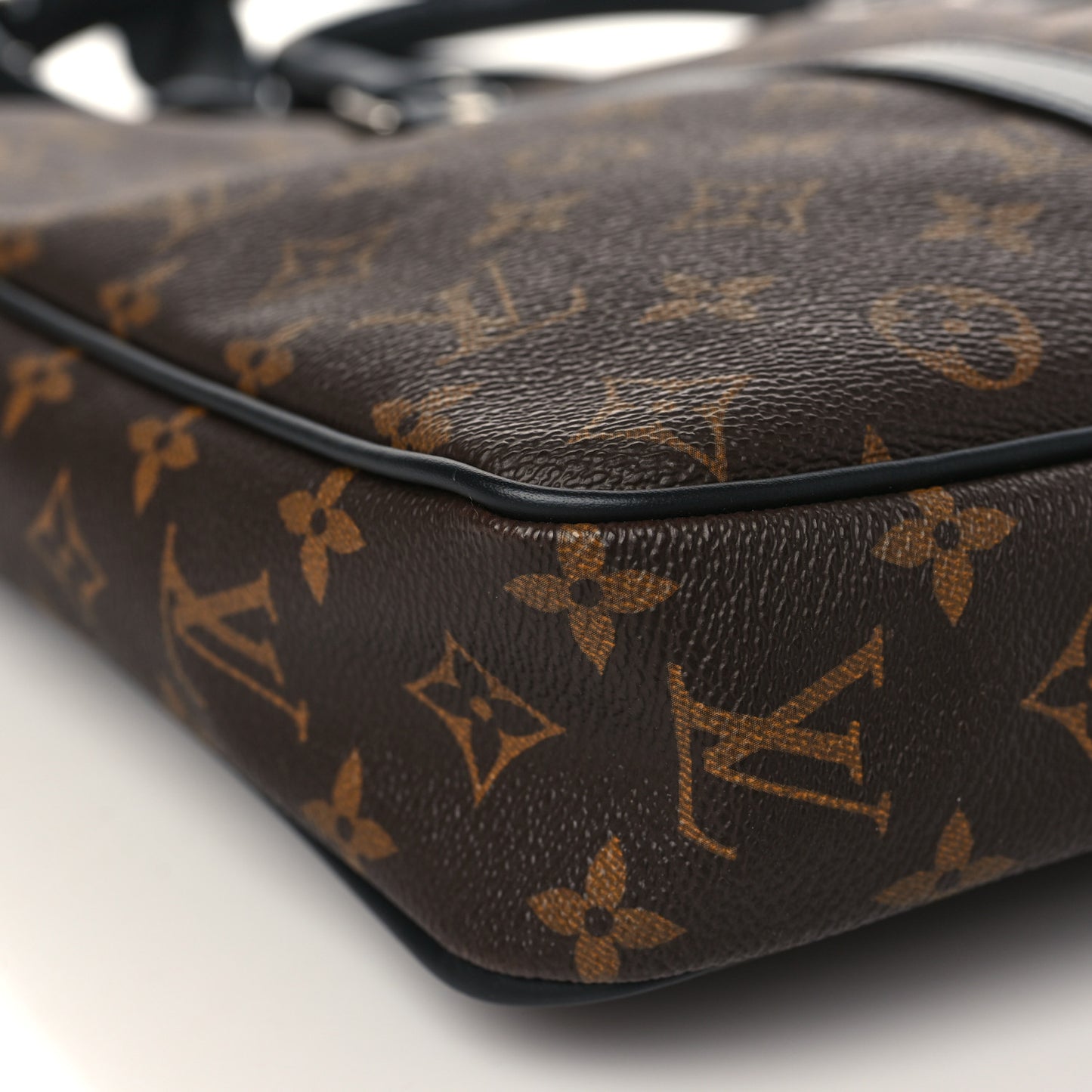 Monogram Macassar Porte-Documents Voyage PM