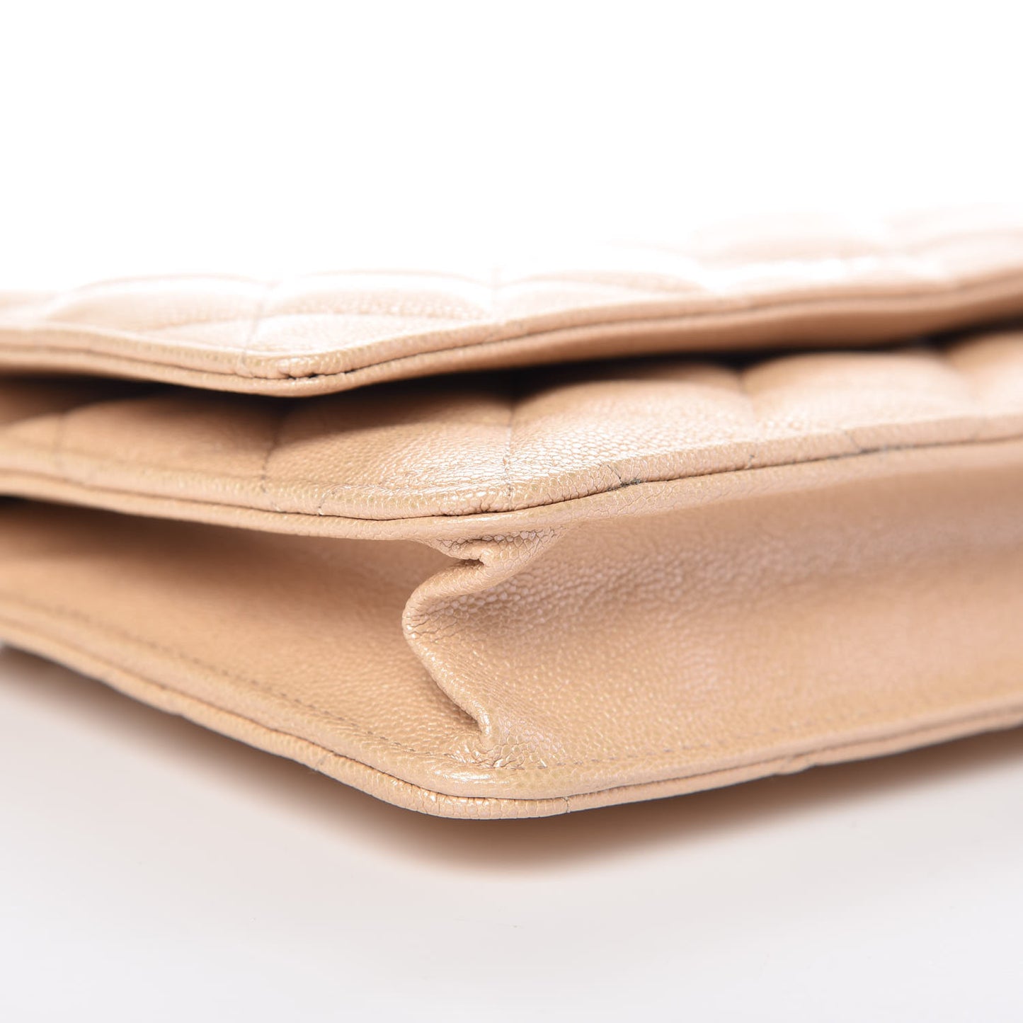 Iridescent Caviar Quilted Wallet On Chain WOC Beige