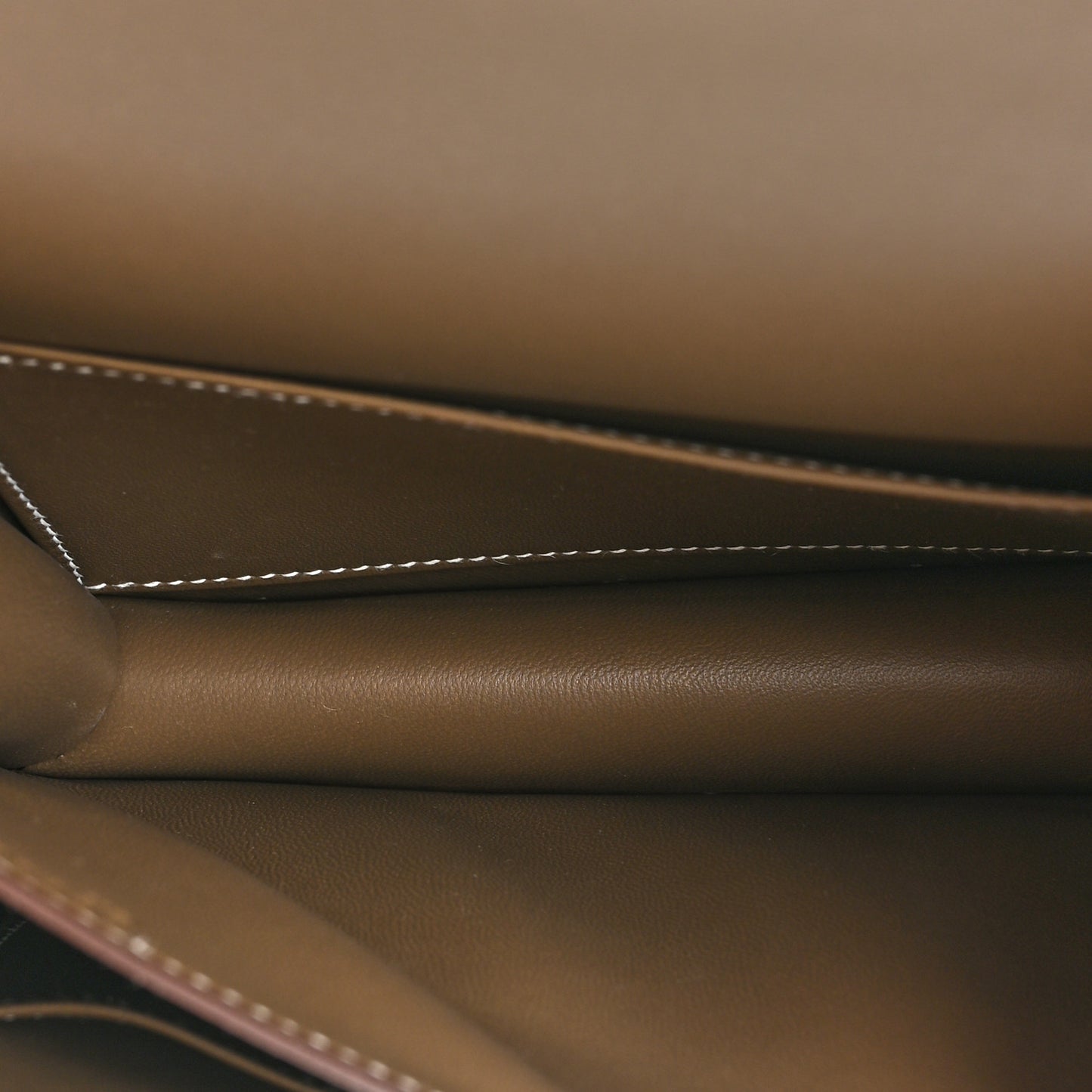 Epsom Constance 18 Etoupe