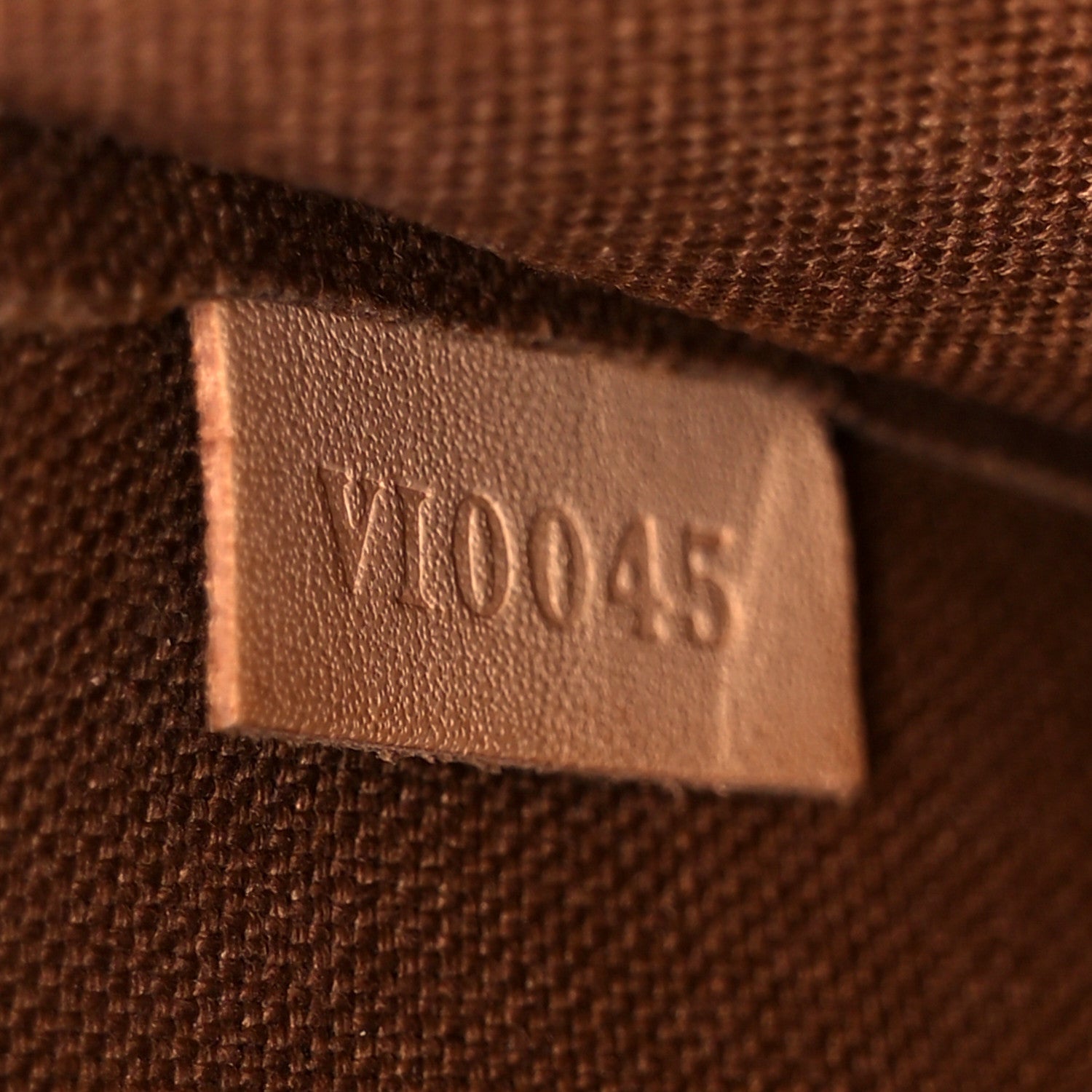 Louis Vuitton Monogram Popincourt 7 of 10