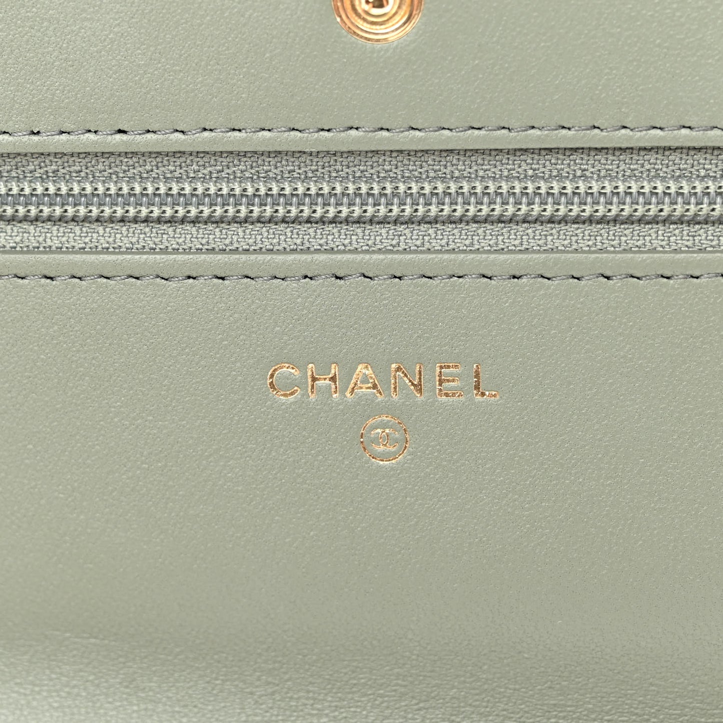 Lambskin Quilted Wallet On Chain WOC Green
