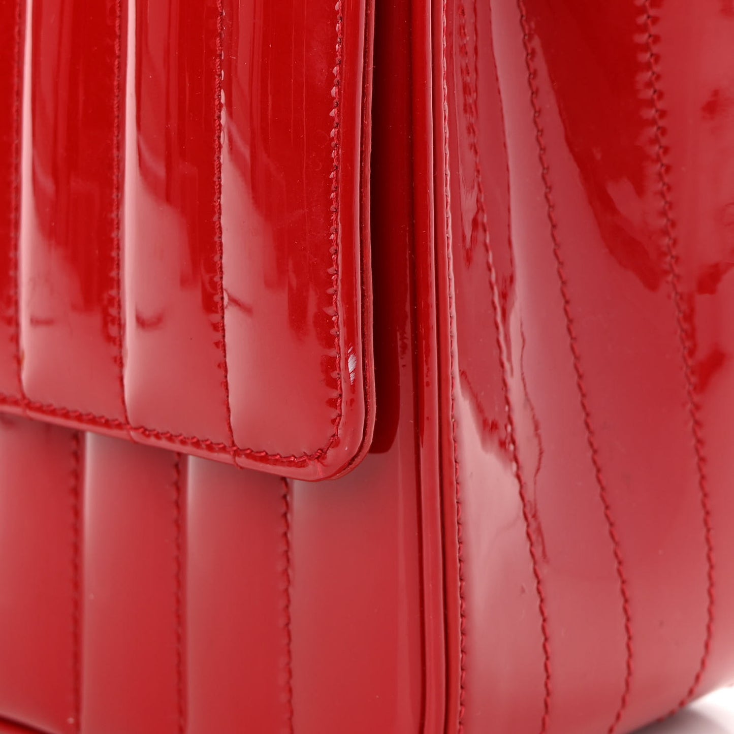 Patent Matelasse Monogram Large Vicky Chain Bag Rouge Eros