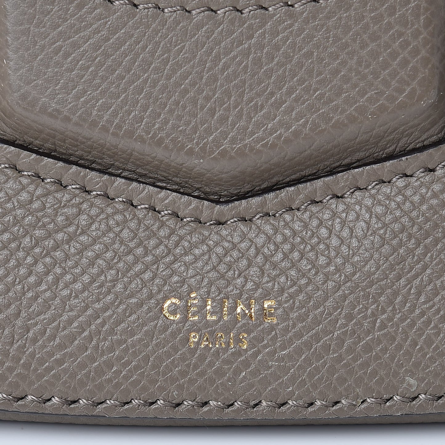 Grained Calfskin Medium Trotteur Taupe