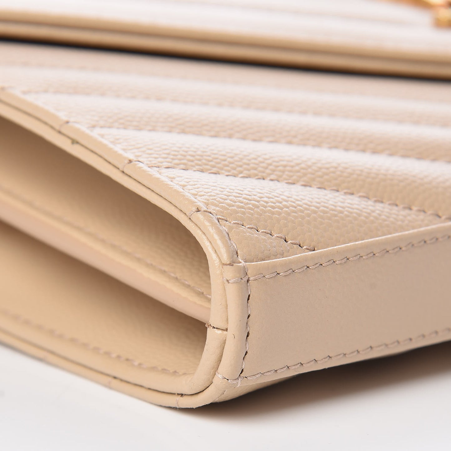 Grain De Poudre Matelasse Chevron Monogram Chain Wallet Nude Powder