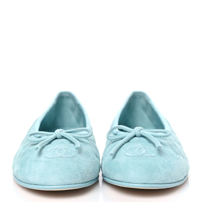 Chanel Suede Calfskin Quilted Cap Toe CC Ballerina Flats 38.5 Light Blue 3 of 9