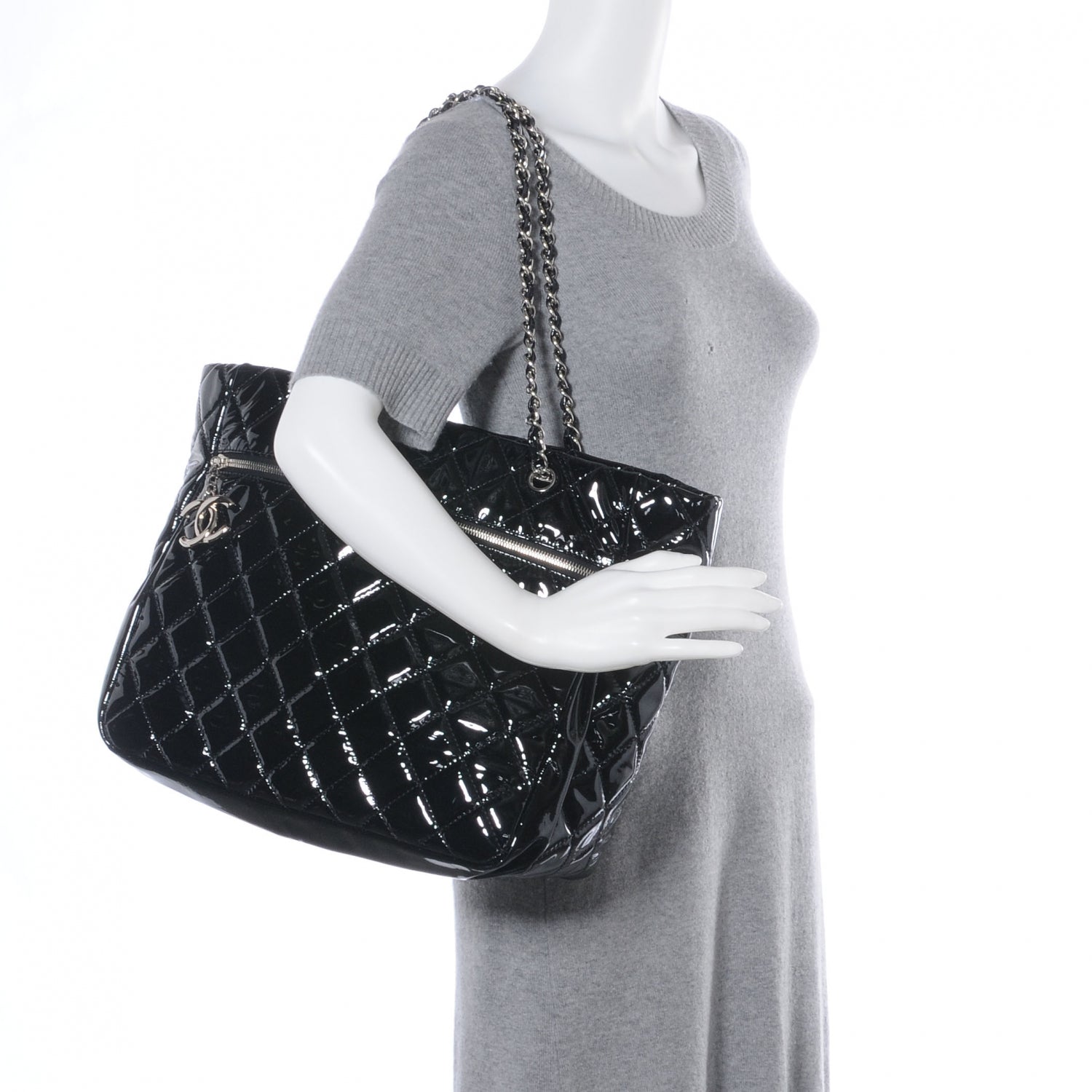 Chanel Patent Quilted Large Chic and Glitter Tote Black 2 of 8
