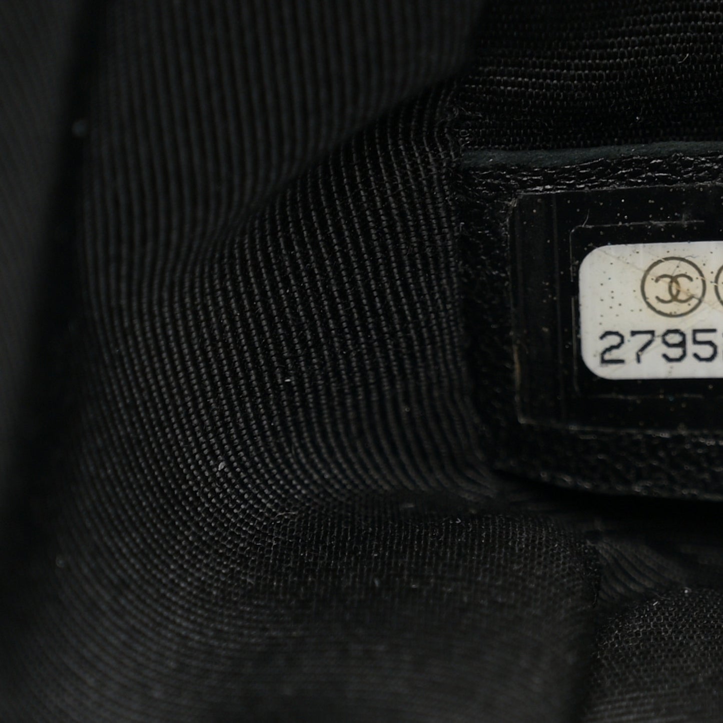 Tweed Medium Pearl Handle Flap Black Ecru