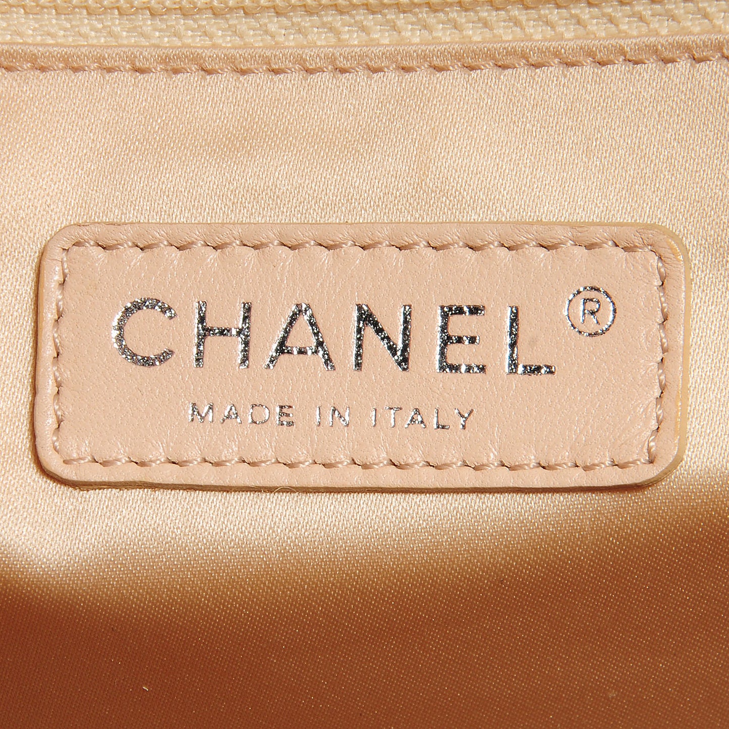 Caviar Grand Shopping Tote GST Beige Clair