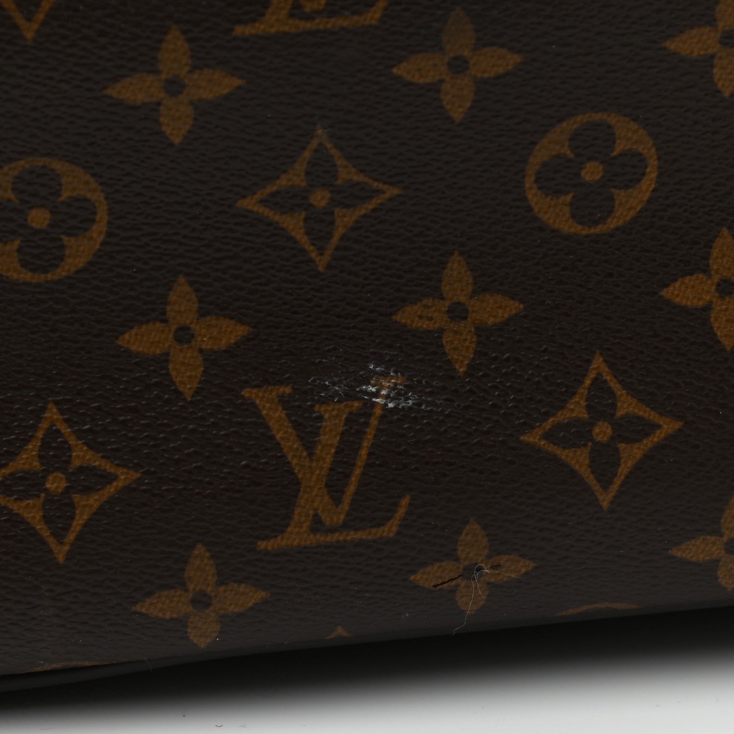 Louis Vuitton Monogram Eole 60 17 of 21