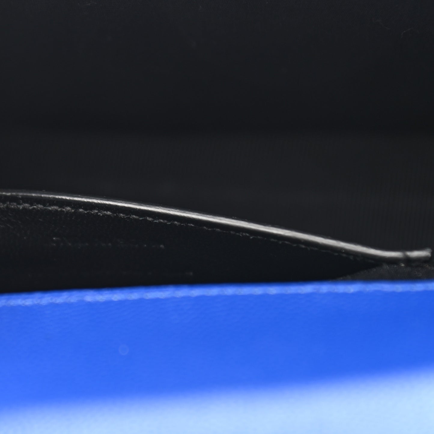 Grain De Poudre Classic Monogram Kate Clutch Outremer