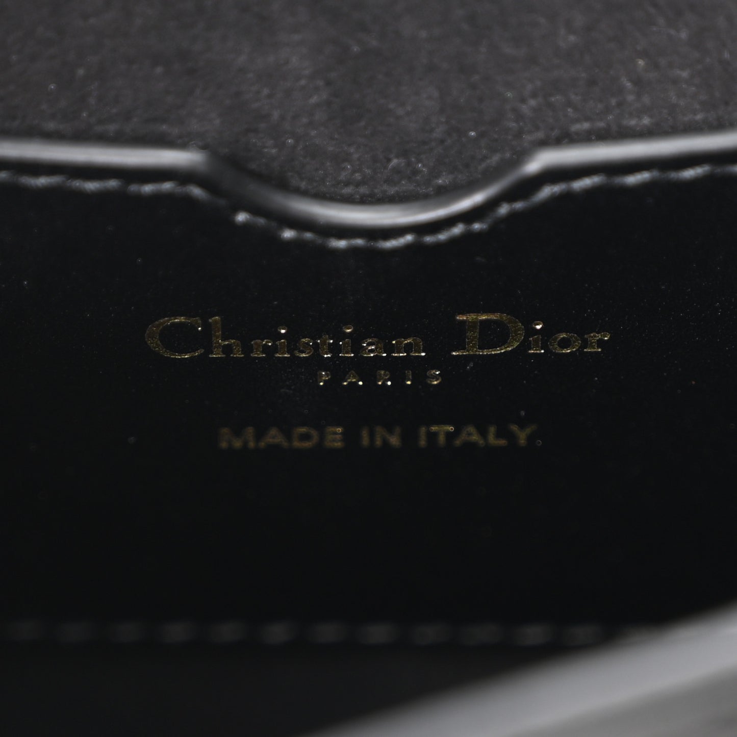 Box Calfskin Medium Bobby Flap Black