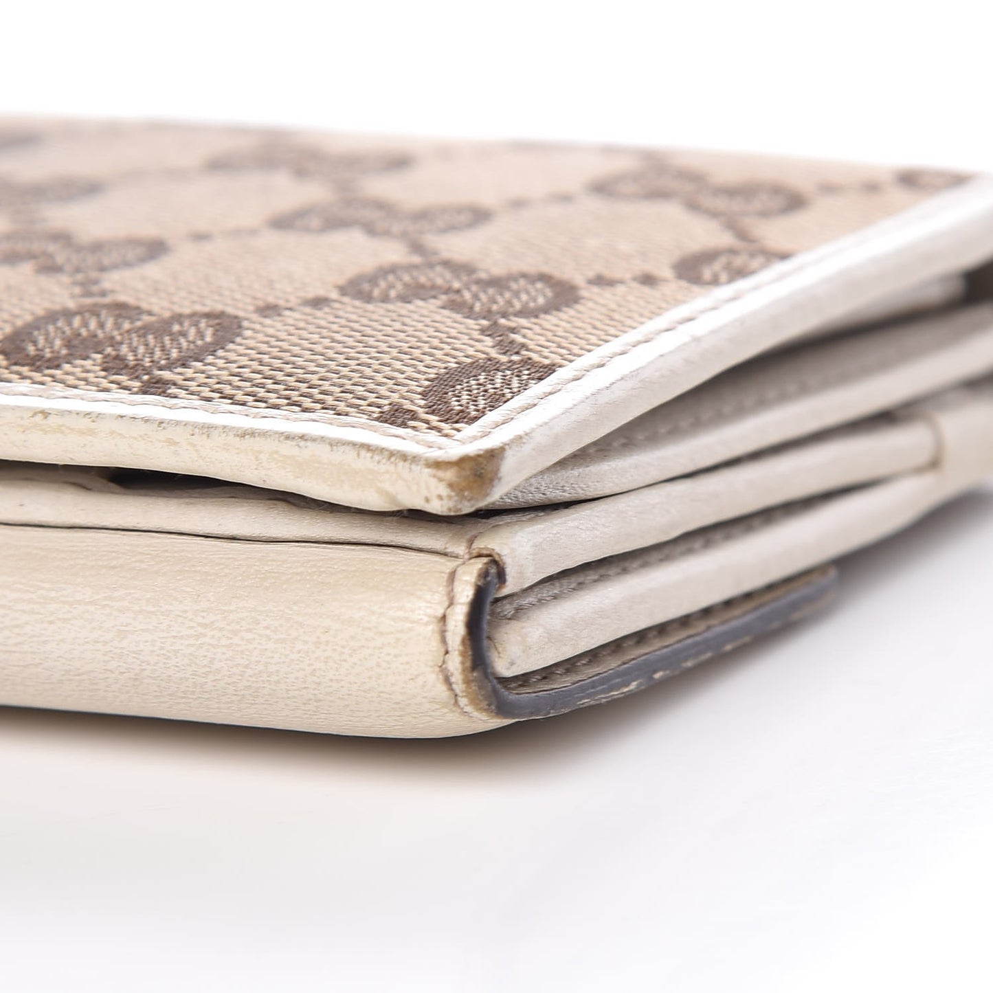 Monogram Heart Continental Wallet Off White