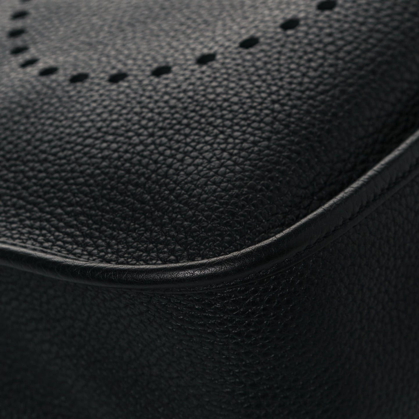 Taurillon Clemence Evelyne III GM Black