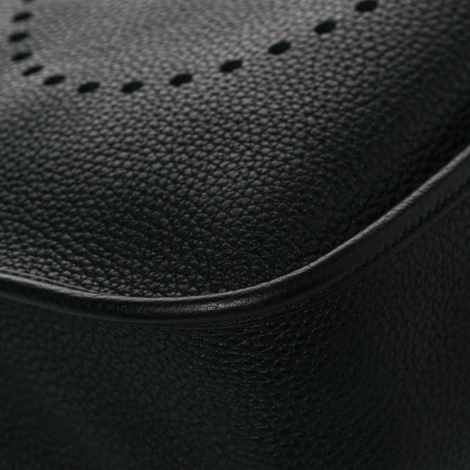 Hermes Taurillon Clemence Evelyne III GM Black 9 of 12