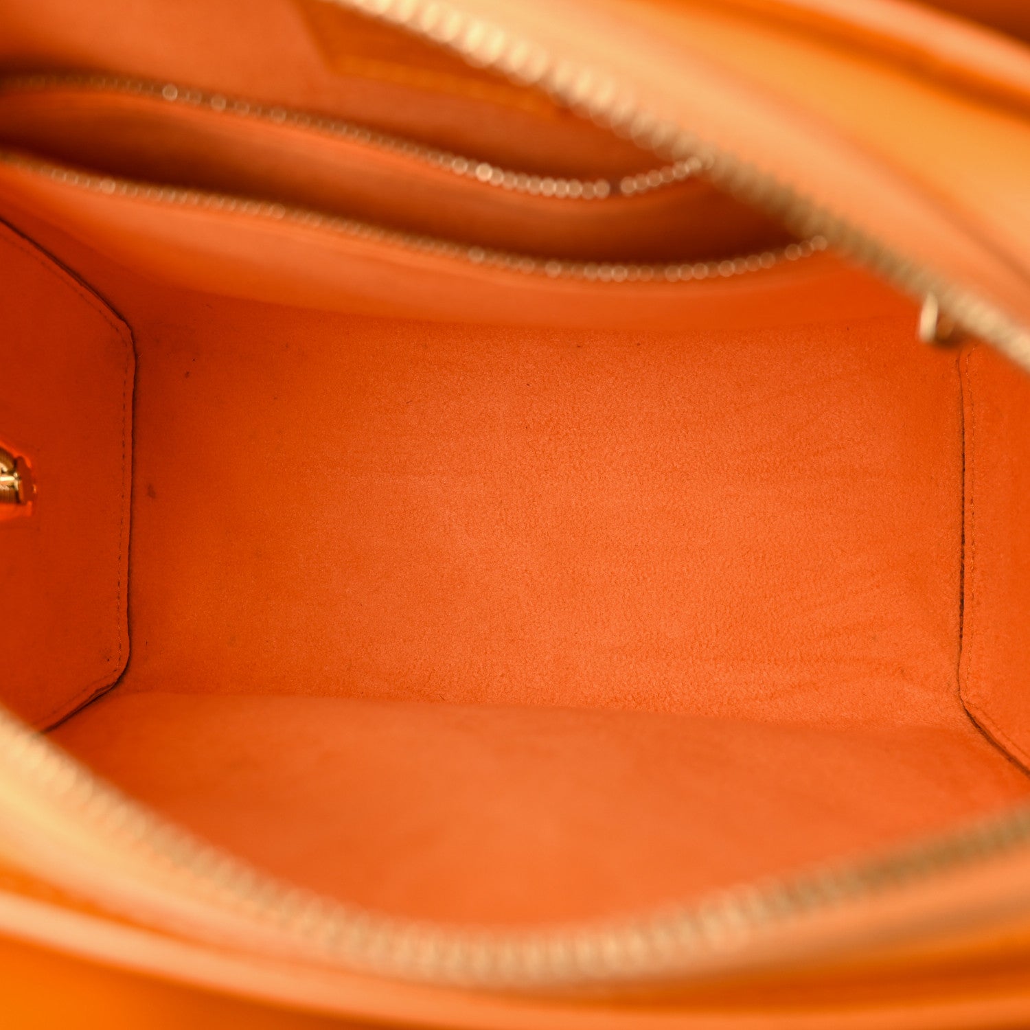 Louis Vuitton Epi Pont-Neuf Mandarin 5 of 19