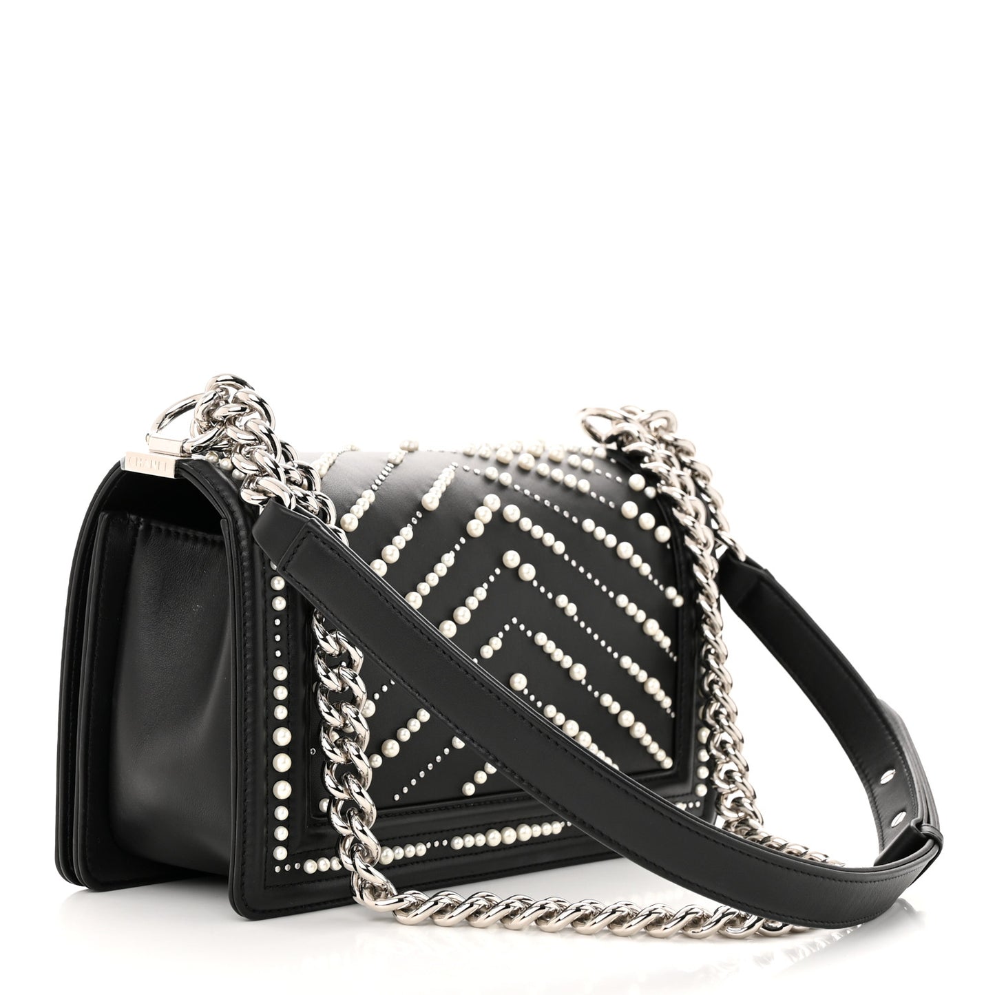 Calfskin Pearl Chevron Medium Boy Flap Black