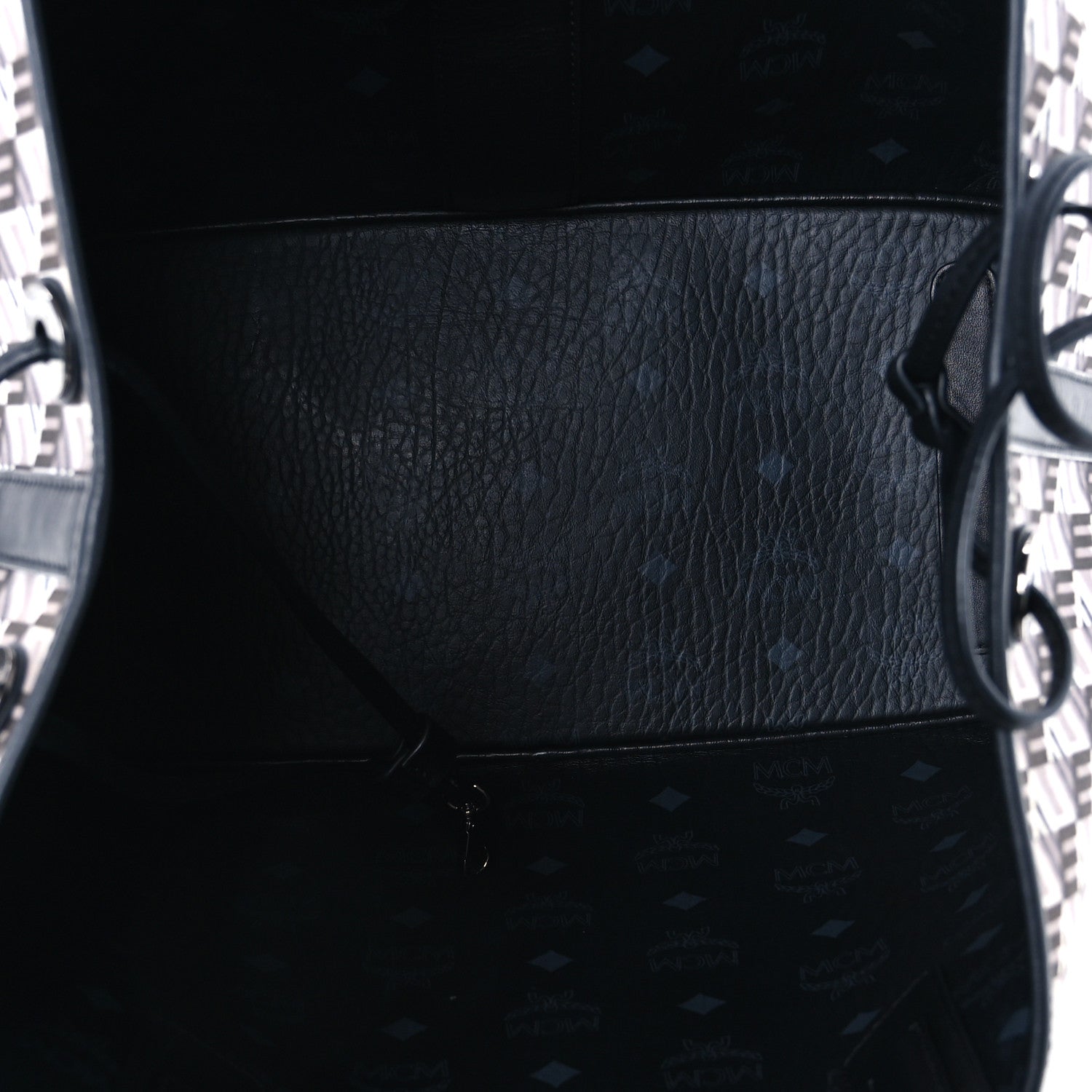 MCM Visetos Medium Liz Reversible Shopper Tote Black 9 of 18