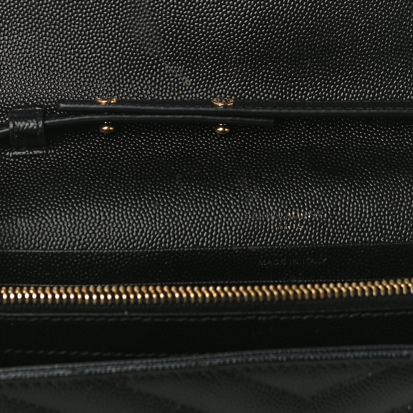 Grain De Poudre Matelasse Chevron Monogram Chain Wallet Black